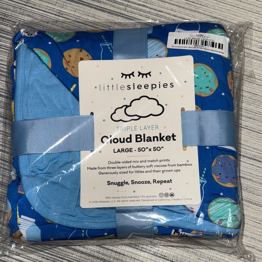 Little Sleepies Bamboo Blue Cookies & Milk  Cloud Blanket